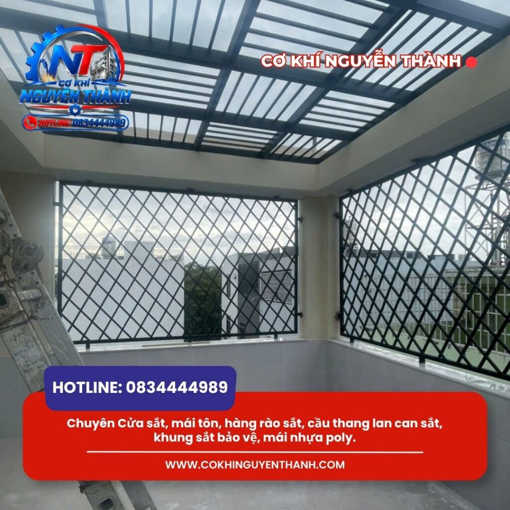 Dịch vụ làm khung bảo vệ sân thượng Gò Vấp của Cơ khí Nguyễn Thành đem đến phương án rào chắn an ninh kiên cố cho ngôi nhà.